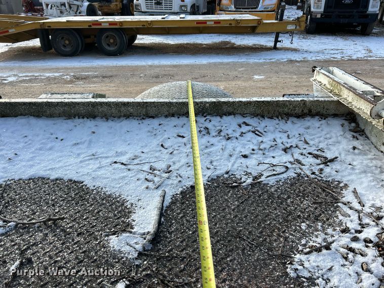 image for item DW3347 1992 Butler BP-8000 pole trailer