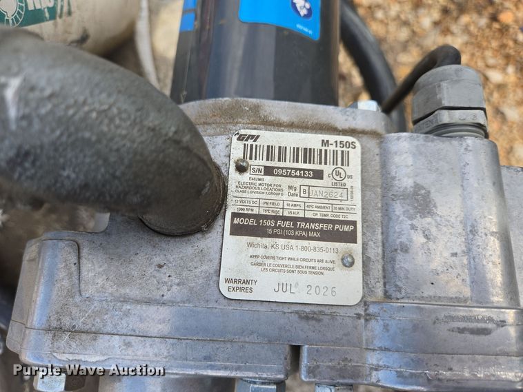 image for item EJ8179 (3) auxiliary fuel tanks