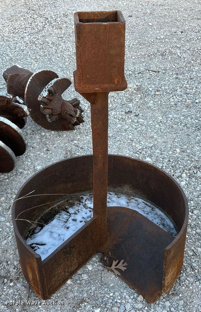 image for item EK2516 Clean out bucket bit