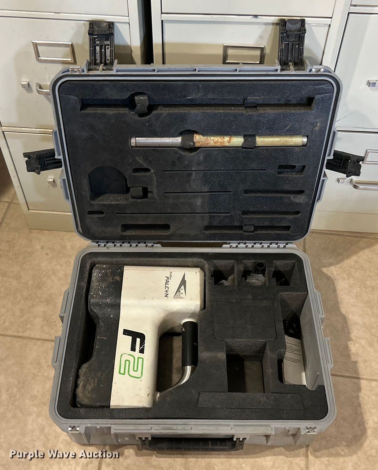 image for item EK2552 Digitrak Falcon F2 locator 