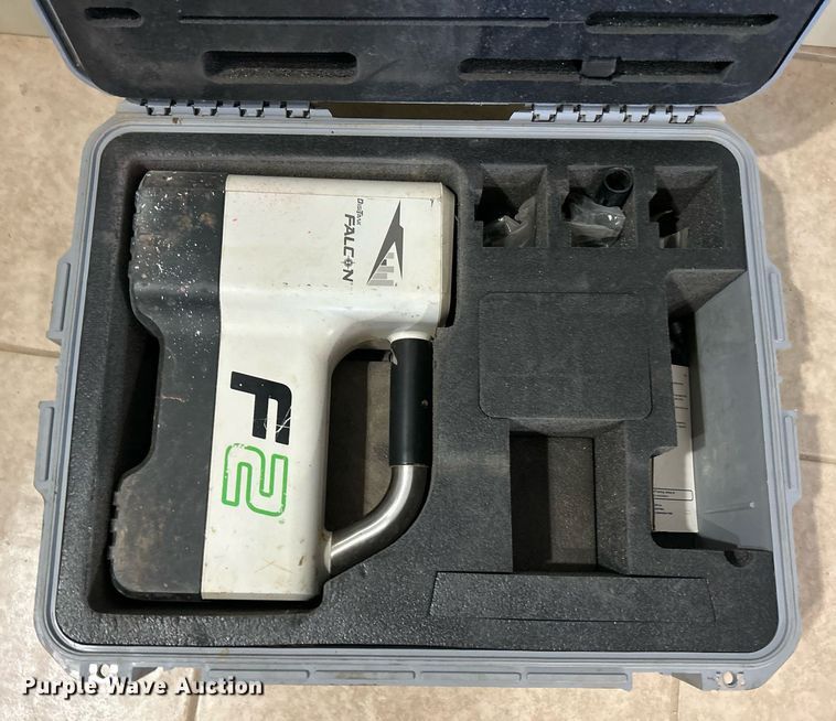 image for item EK2552 Digitrak Falcon F2 locator 