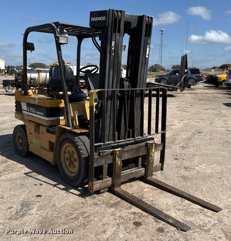 image for item DJ0936 Daewoo G25S forklift