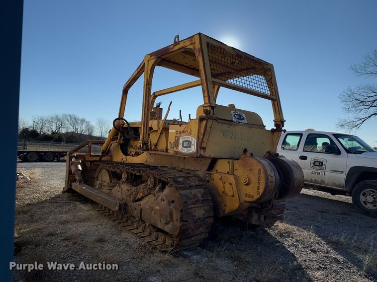 image for item DO0256 Caterpillar D6 dozer