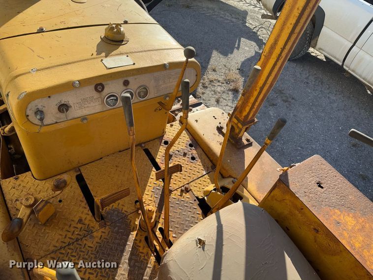 image for item DO0256 Caterpillar D6 dozer