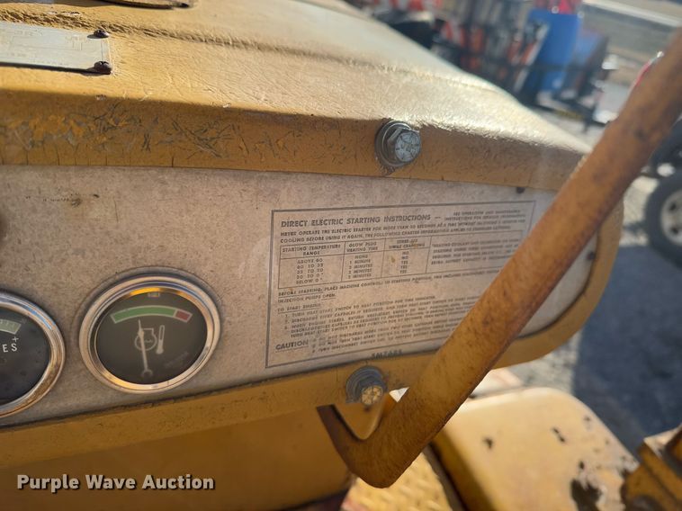 image for item DO0256 Caterpillar D6 dozer