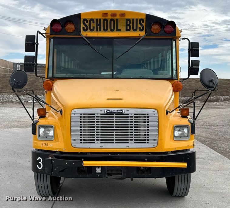 image for item DO0286 2006 Thomas Built FS65 school bus