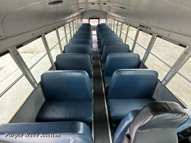 image for item DO0286 2006 Thomas Built FS65 school bus