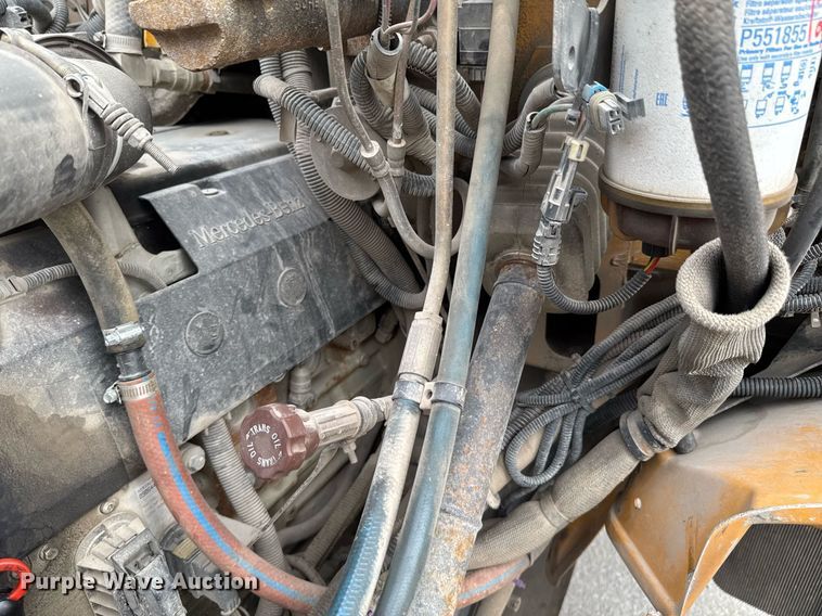 image for item DO0286 2006 Thomas Built FS65 school bus