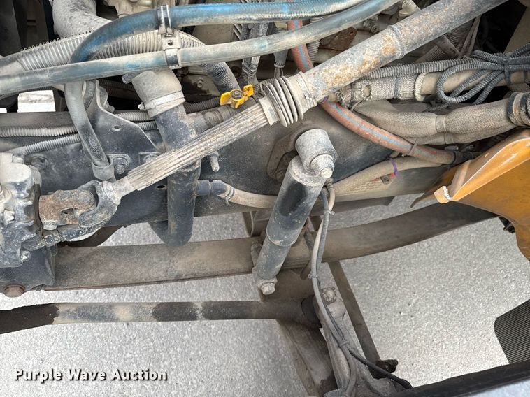 image for item DO0286 2006 Thomas Built FS65 school bus