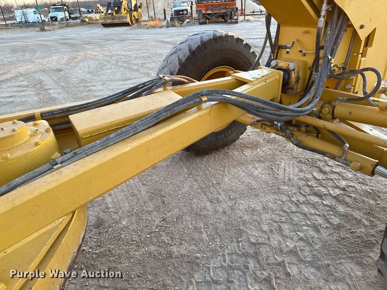 image for item DO2657 2019 Caterpillar 140M3 motor grader