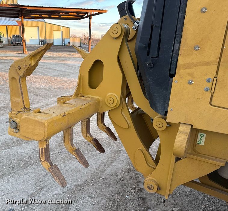 image for item DO2657 2019 Caterpillar 140M3 motor grader