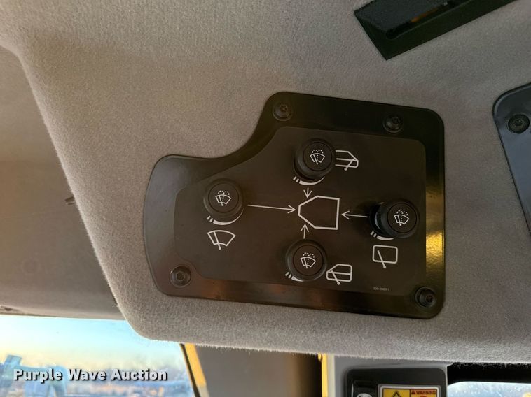 image for item DO2657 2019 Caterpillar 140M3 motor grader