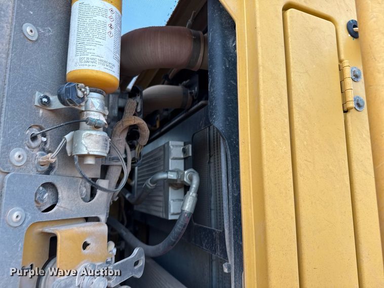 image for item DO2657 2019 Caterpillar 140M3 motor grader