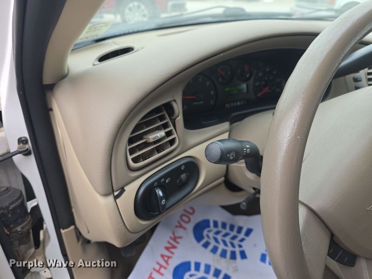 image for item DO7747 2007 Ford Taurus SE 