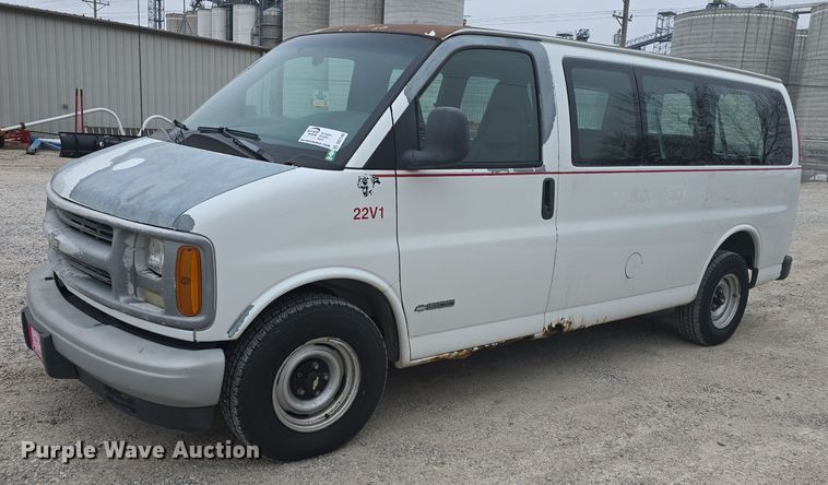 image for item DO7748 2002 Chevrolet Express 1500 