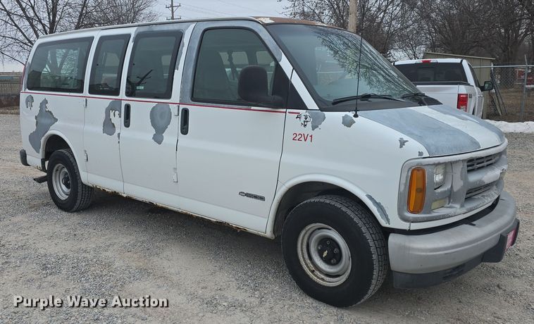 image for item DO7748 2002 Chevrolet Express 1500 