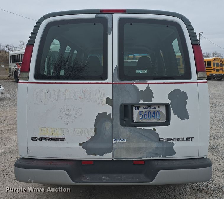 image for item DO7748 2002 Chevrolet Express 1500 