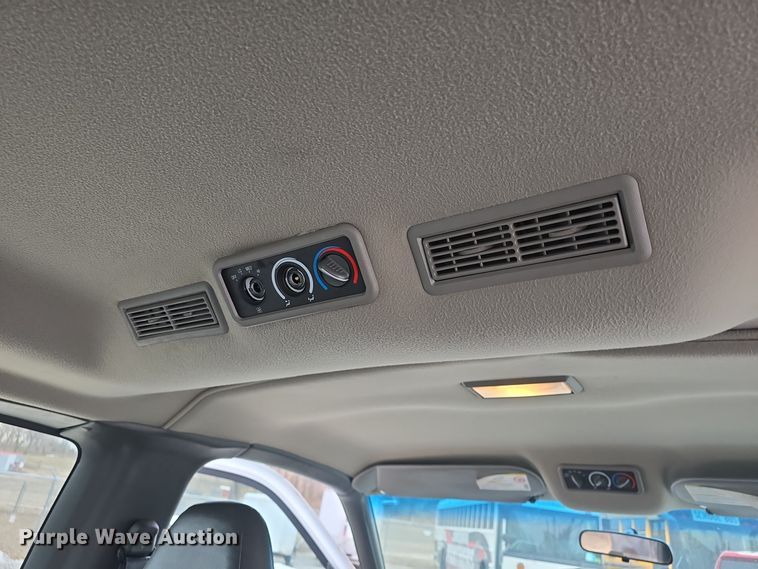 image for item DO7748 2002 Chevrolet Express 1500 