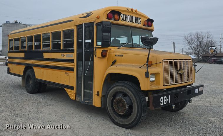 image for item DO7749 1999 Blue Bird  B7 school bus