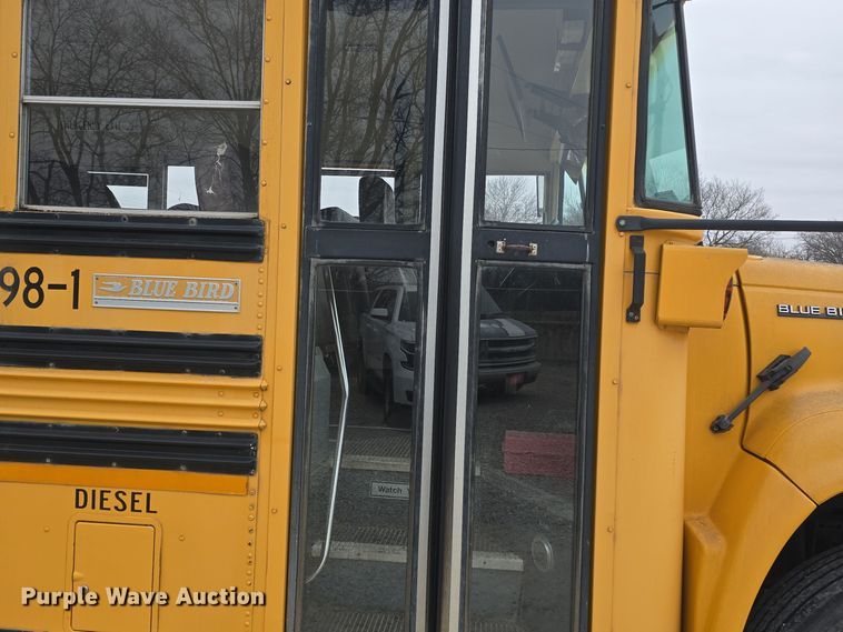 image for item DO7749 1999 Blue Bird  B7 school bus