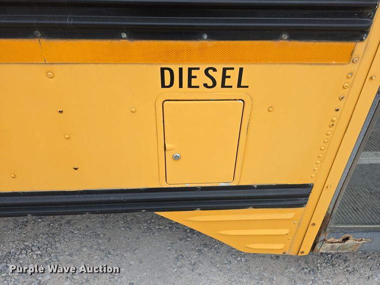 image for item DO7749 1999 Blue Bird  B7 school bus