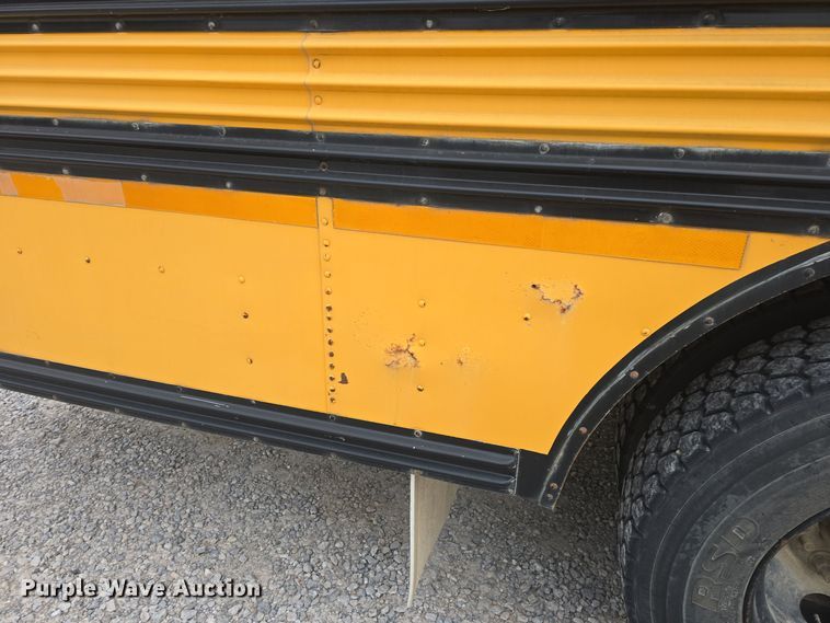image for item DO7749 1999 Blue Bird  B7 school bus