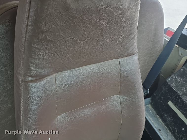 image for item DO7749 1999 Blue Bird  B7 school bus