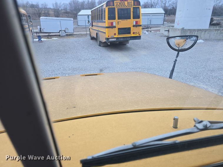 image for item DO7749 1999 Blue Bird  B7 school bus