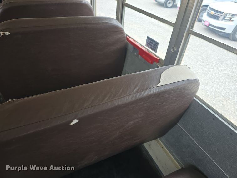 image for item DO7749 1999 Blue Bird  B7 school bus