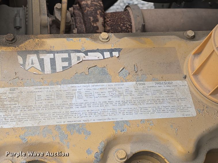 image for item DO7749 1999 Blue Bird  B7 school bus