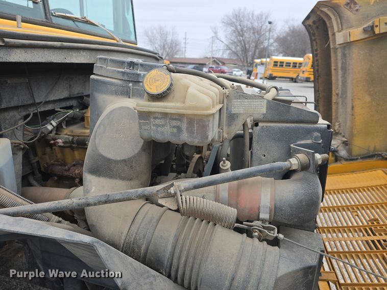 image for item DO7749 1999 Blue Bird  B7 school bus