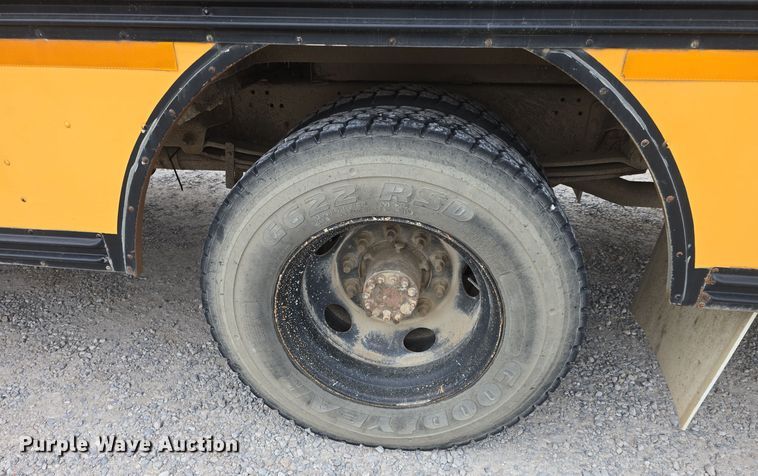 image for item DO7749 1999 Blue Bird  B7 school bus