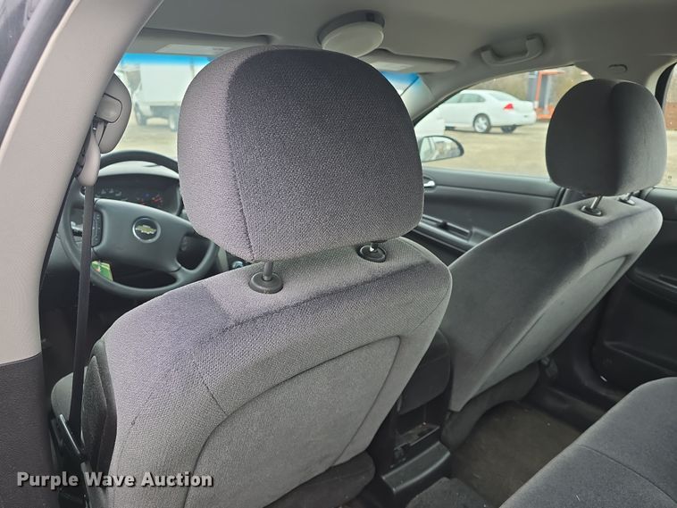 image for item DO7758 2016 Chevrolet Impala Police Cruiser 