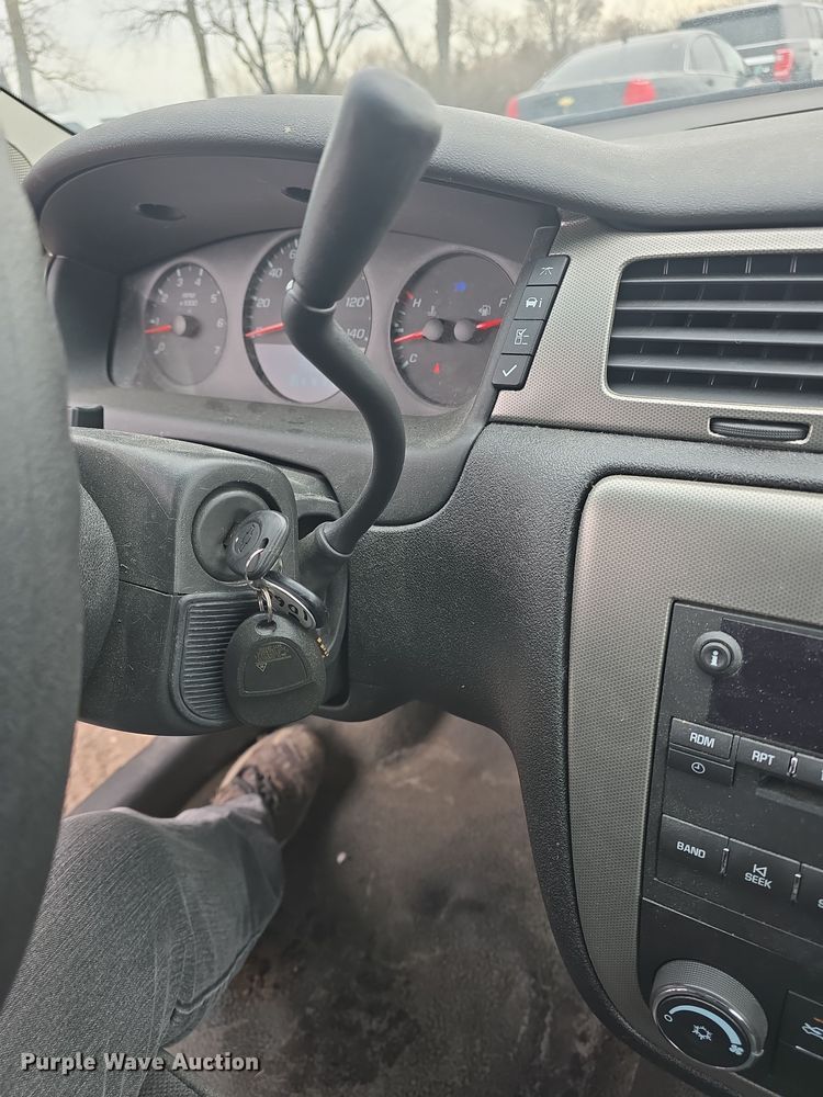 image for item DO7758 2016 Chevrolet Impala Police Cruiser 