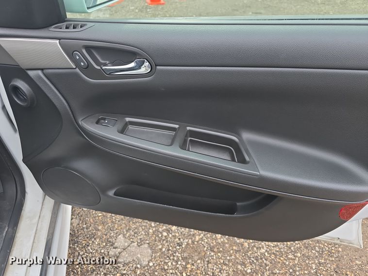 image for item DO7759 2014 Chevrolet Impala Police Cruiser 