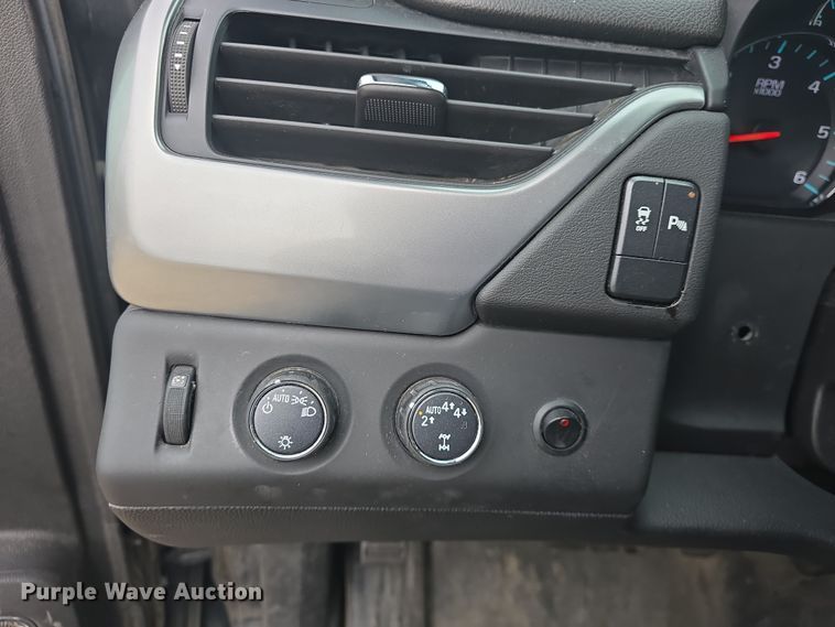 image for item DO7760 2020 Chevrolet Tahoe Police  SUV