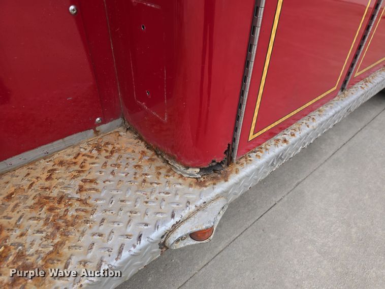 image for item DO7766 1982 International S1900 pumper fire truck