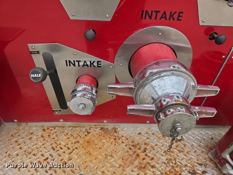 image for item DO7766 1982 International S1900 pumper fire truck