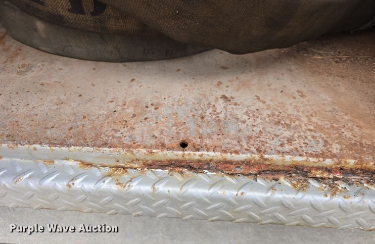 image for item DO7766 1982 International S1900 pumper fire truck