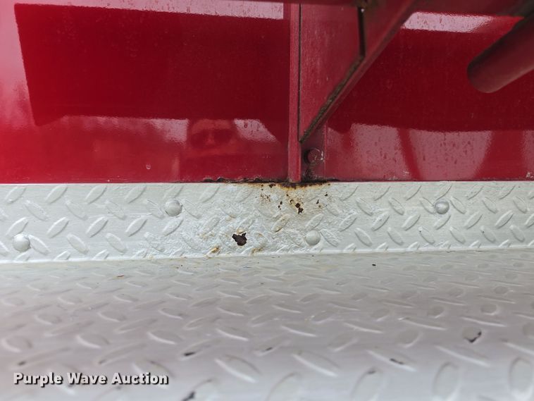 image for item DO7766 1982 International S1900 pumper fire truck