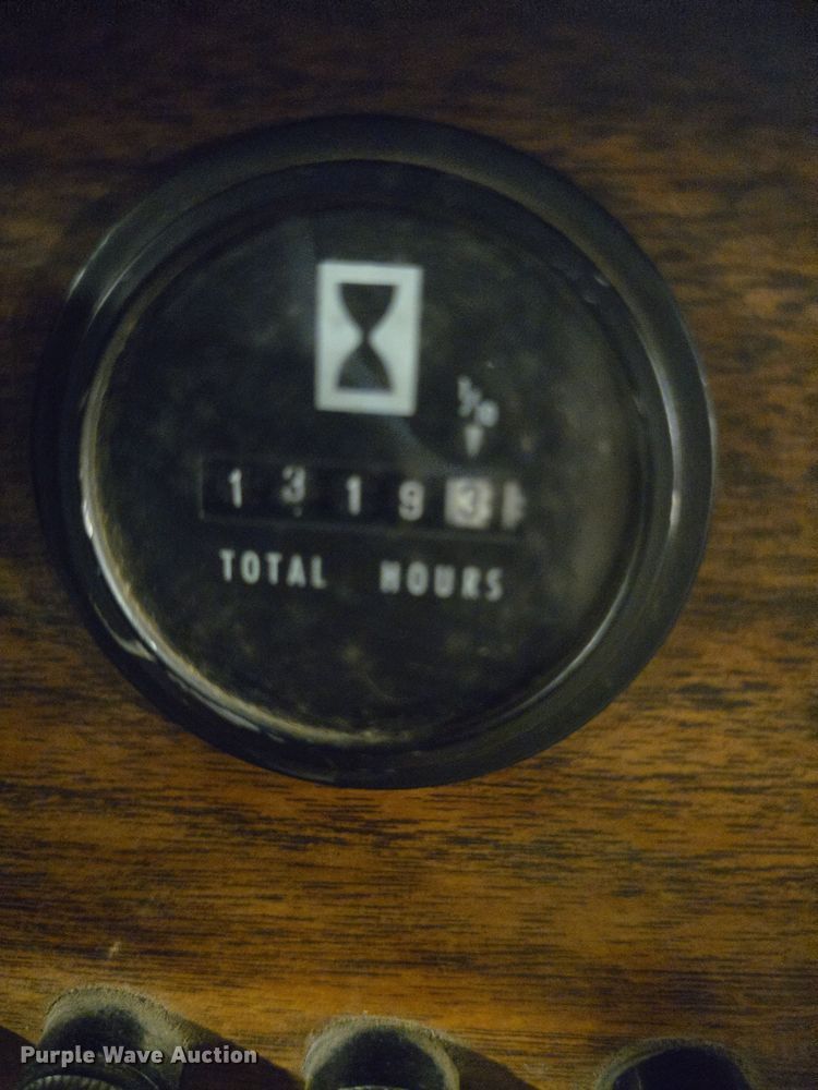 image for item DO7766 1982 International S1900 pumper fire truck