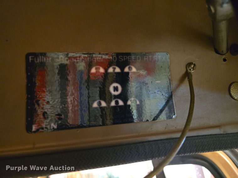 image for item DO7766 1982 International S1900 pumper fire truck