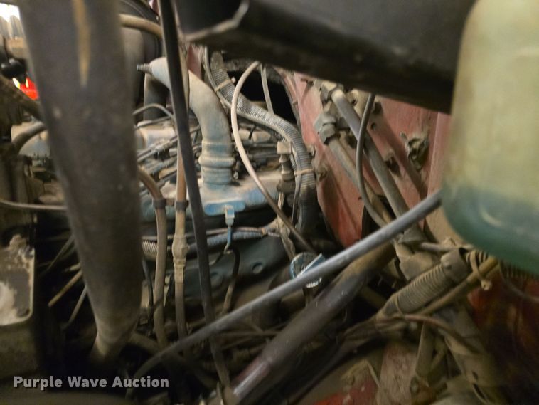 image for item DO7766 1982 International S1900 pumper fire truck