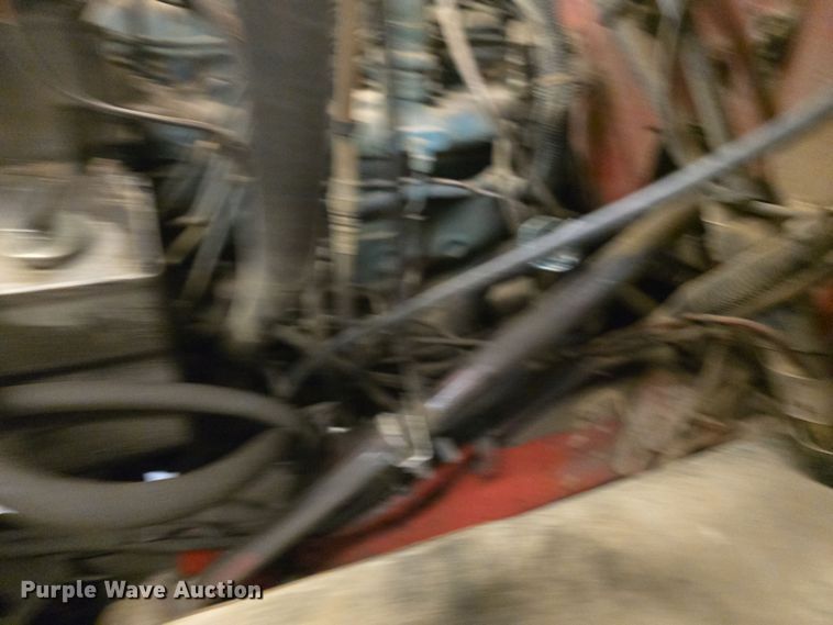 image for item DO7766 1982 International S1900 pumper fire truck