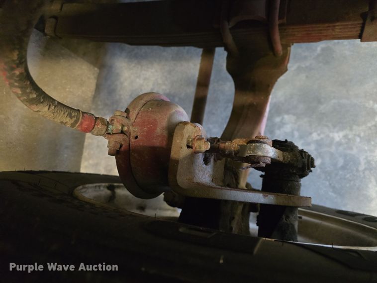 image for item DO7766 1982 International S1900 pumper fire truck