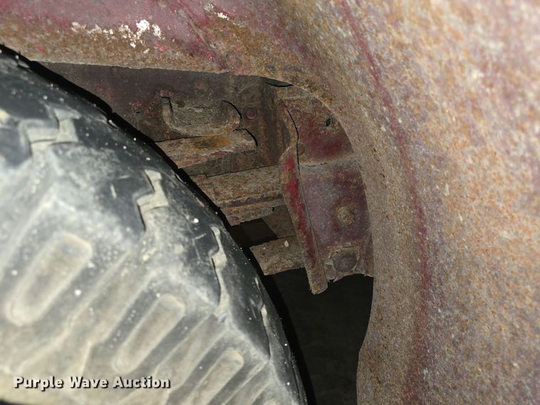 image for item DO7766 1982 International S1900 pumper fire truck