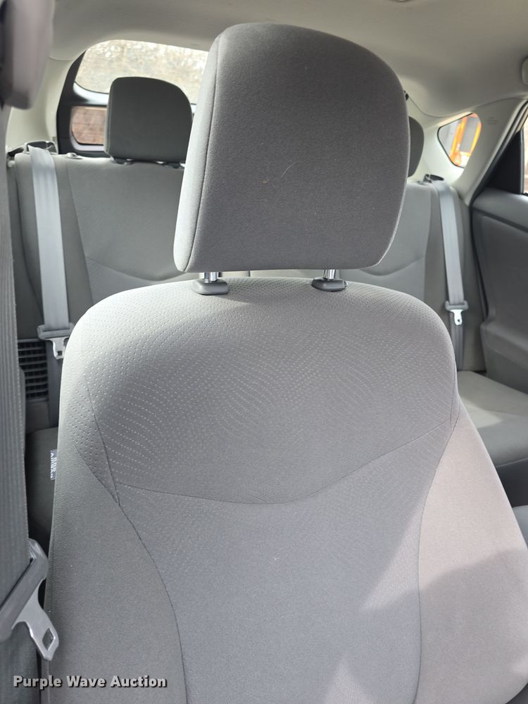 image for item DO8205 2011 Toyota Prius 