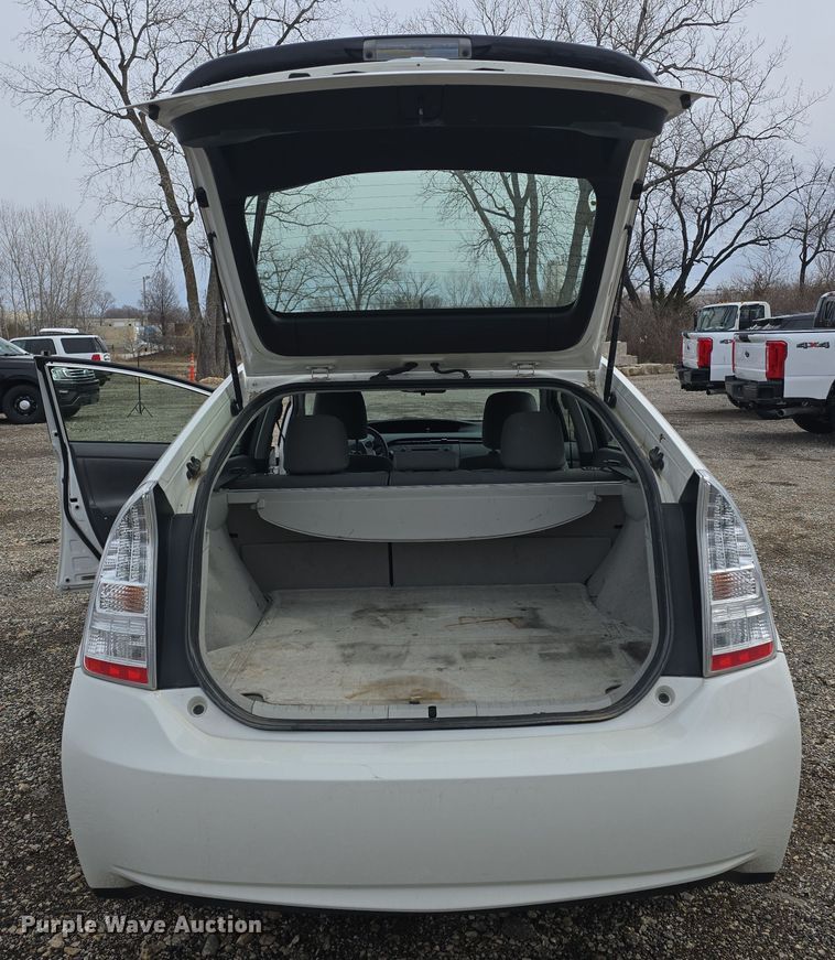 image for item DO8205 2011 Toyota Prius 