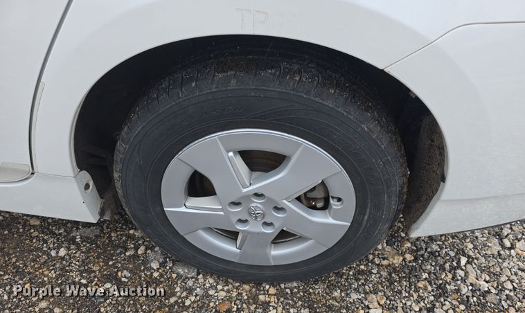 image for item DO8205 2011 Toyota Prius 