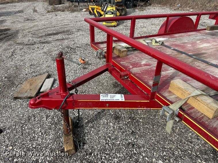 image for item DQ6605 1999 Texas Bragg Enterprise utility trailer